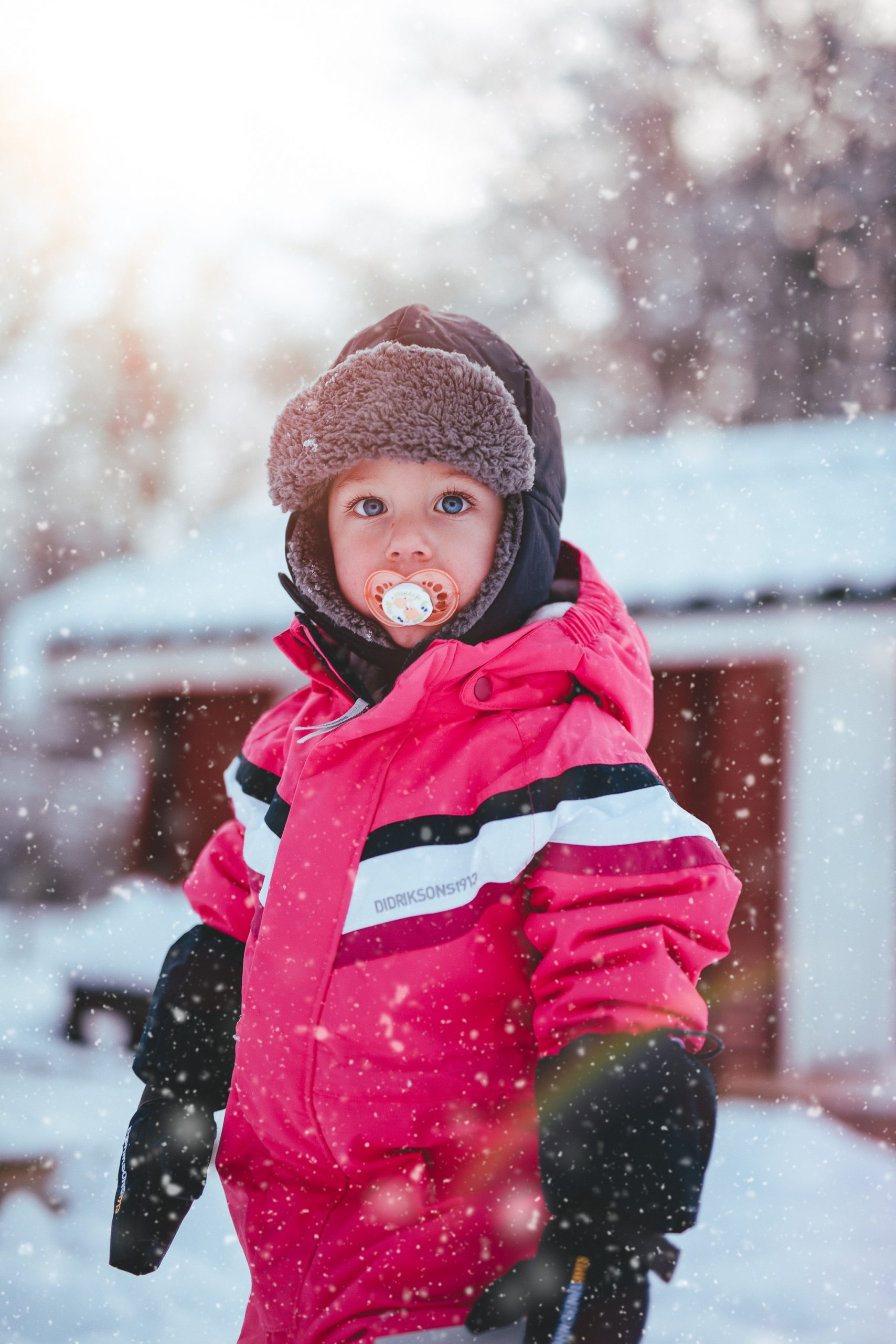 How to dress for outdoor winter play